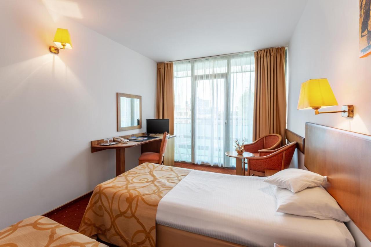 Hotel Cleopatra サターン エクステリア 写真